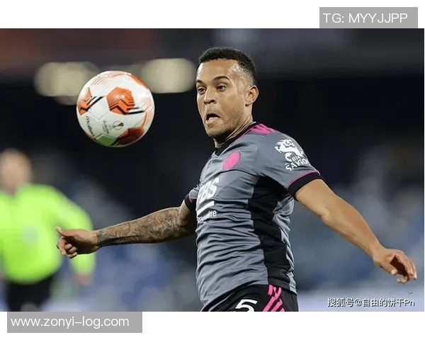 受伤足球球星如何克服困境重返赛场的心路历程与励志故事