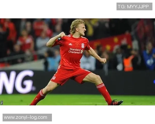 追踪79号足球球星成长历程与赛场风采全面解析